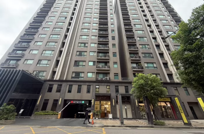 竹城世田賞｜武陵高中次頂樓景觀四房車位｜2198萬