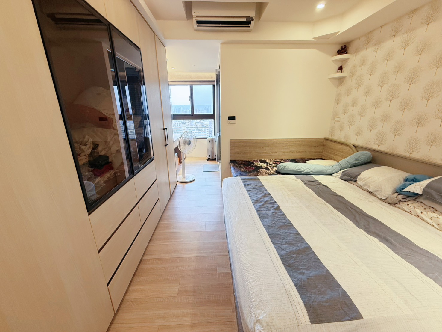 中路康萊爾美術館美裝三房車位 主臥